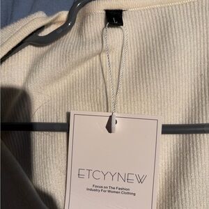 ETCYYNEW Cream Ribbed Sweater